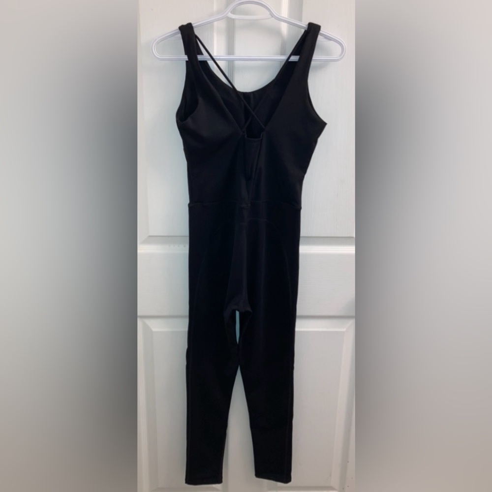 NEW Jumpsuit exercise one piece sleeveless flattering black bodysuit w/ bra - Picture 5 of 7